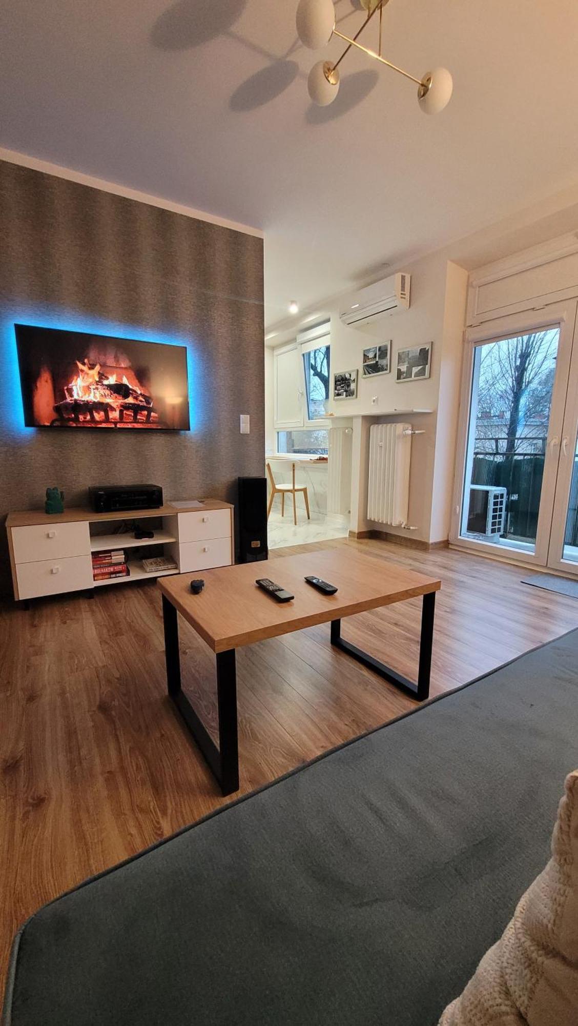 Nowa Huta 12 * Krasków